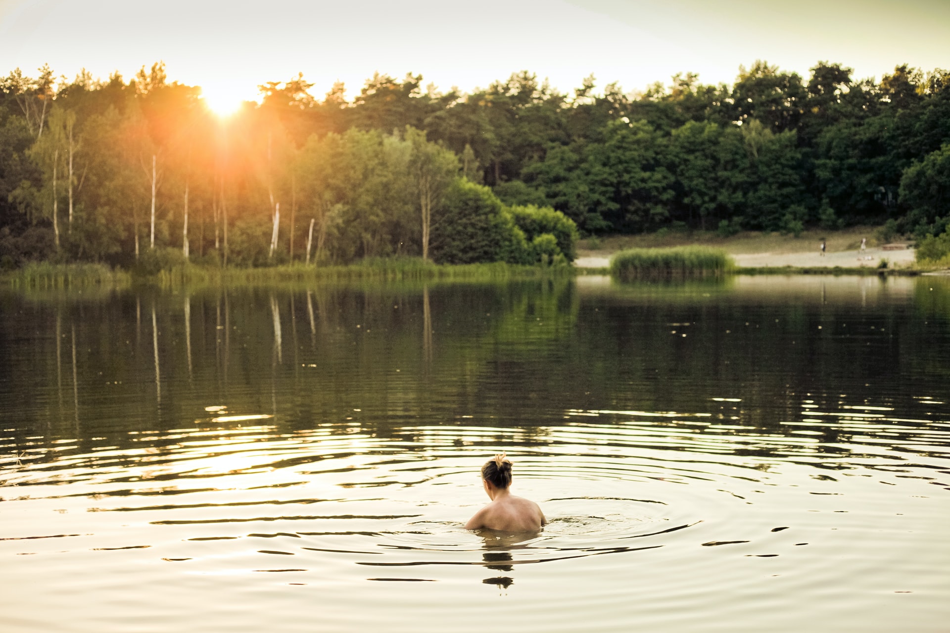 How to Stay Safe When Swimming in Freshwater Lakes Ben Gordon Outdoors